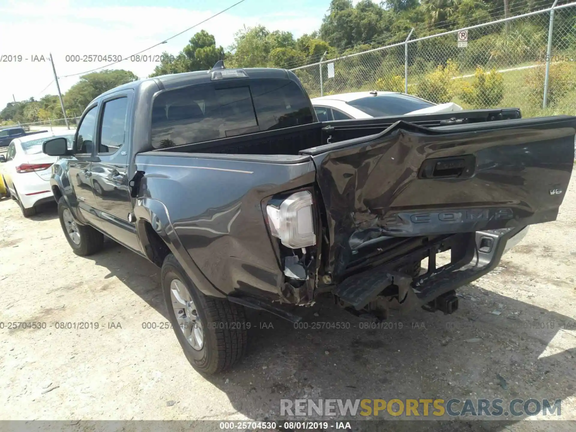 3 Photograph of a damaged car 5TFAZ5CN6KX078467 TOYOTA TACOMA 2019