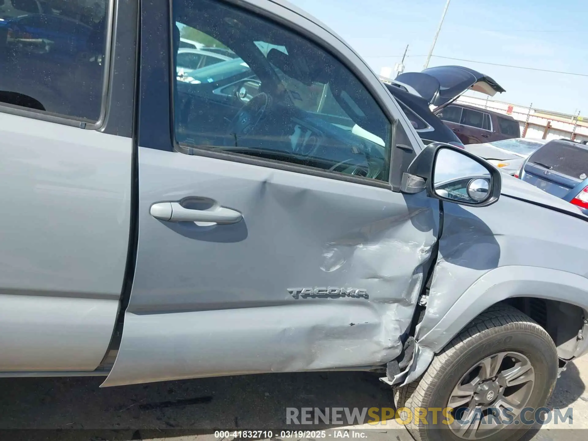 6 Photograph of a damaged car 5TFAZ5CN6KX082065 TOYOTA TACOMA 2019
