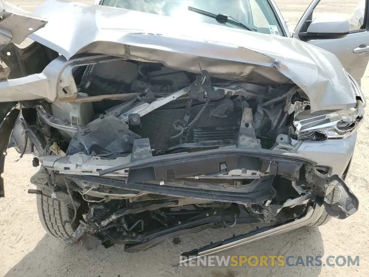 11 Photograph of a damaged car 5TFAZ5CN7KX071723 TOYOTA TACOMA 2019