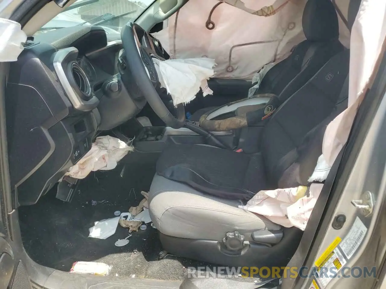 7 Photograph of a damaged car 5TFAZ5CN7KX071723 TOYOTA TACOMA 2019