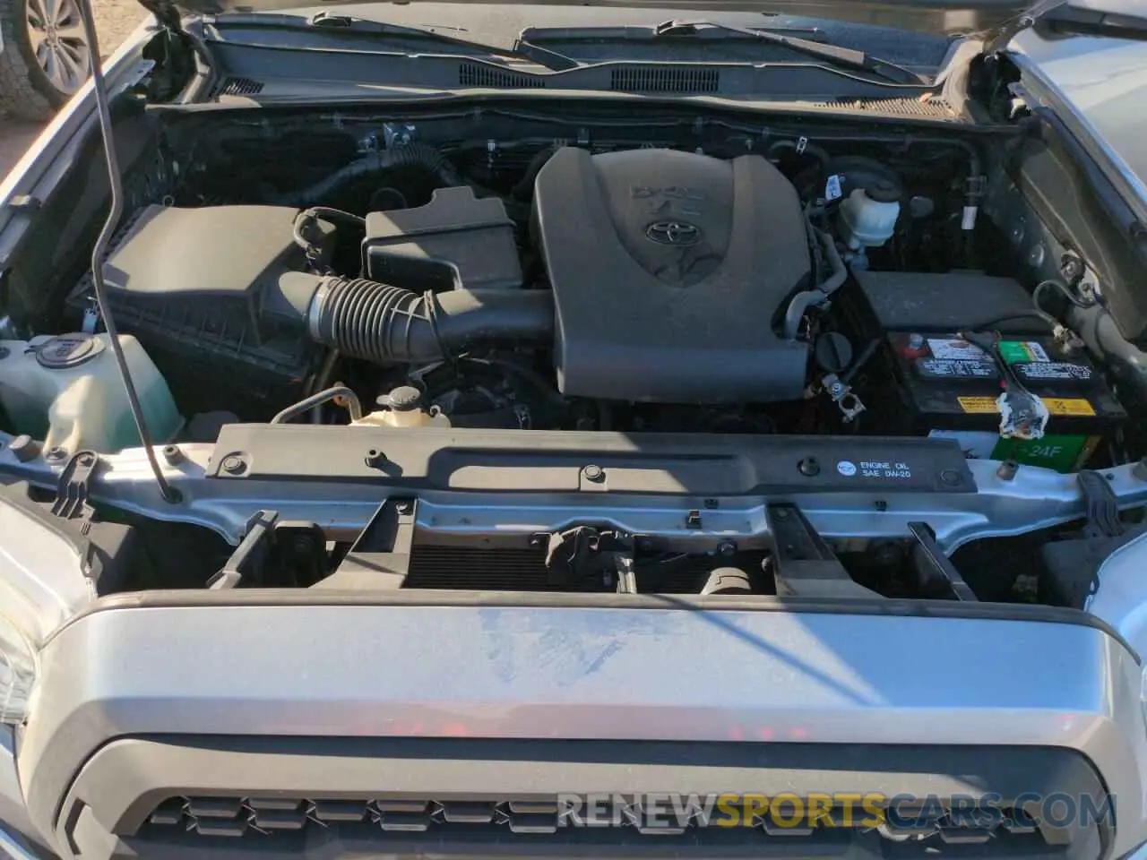 11 Photograph of a damaged car 5TFAZ5CN7KX076520 TOYOTA TACOMA 2019