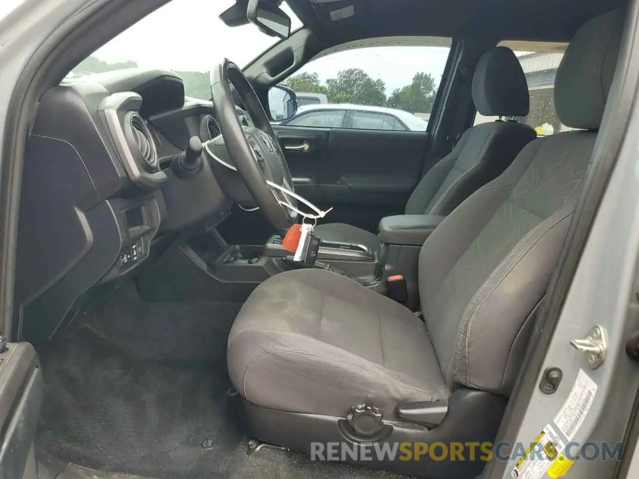 7 Photograph of a damaged car 5TFAZ5CN7KX084567 TOYOTA TACOMA 2019