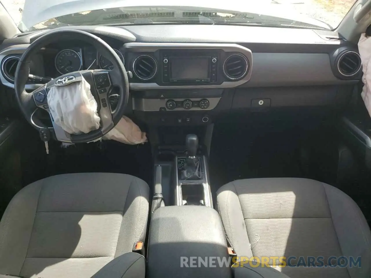 8 Photograph of a damaged car 5TFAZ5CN8KX079572 TOYOTA TACOMA 2019