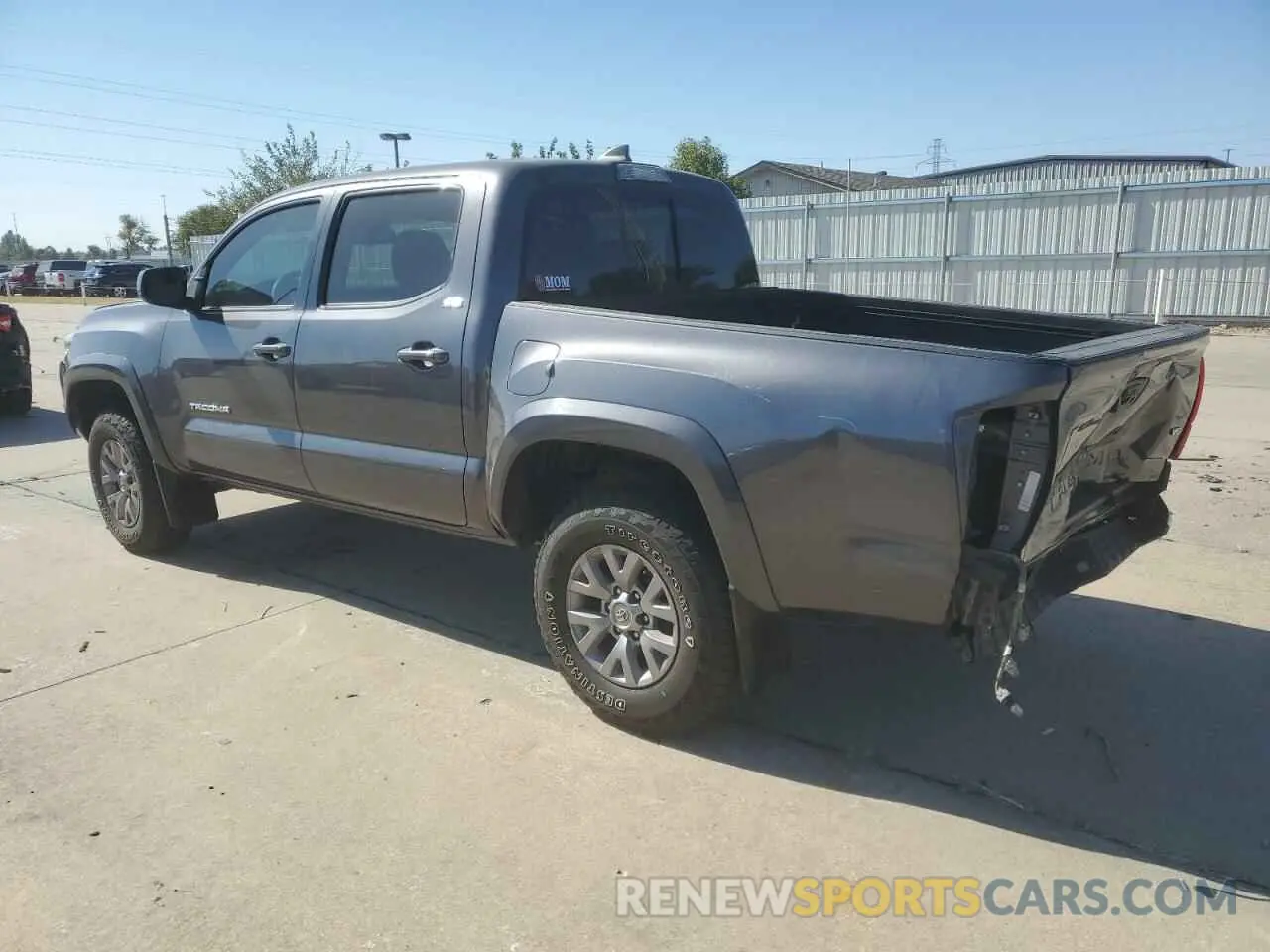 2 Photograph of a damaged car 5TFAZ5CN8KX085923 TOYOTA TACOMA 2019