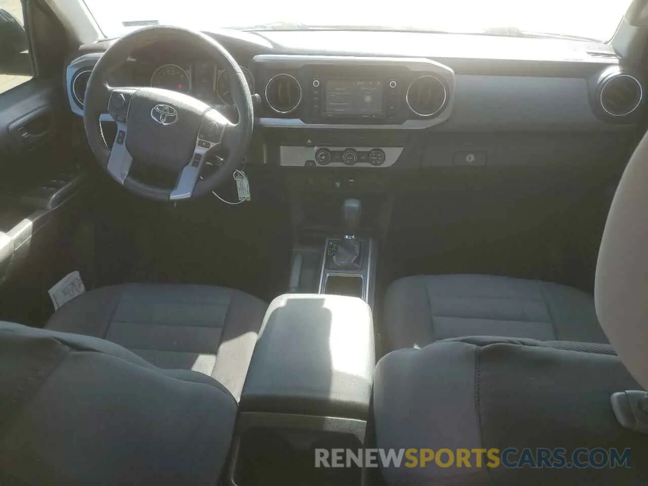 8 Photograph of a damaged car 5TFAZ5CN8KX085923 TOYOTA TACOMA 2019