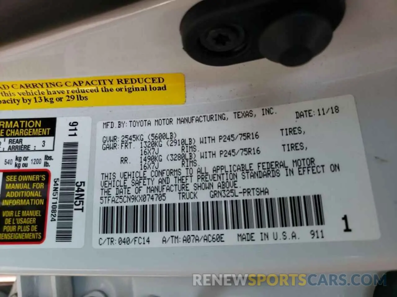 10 Photograph of a damaged car 5TFAZ5CN9KX074705 TOYOTA TACOMA 2019