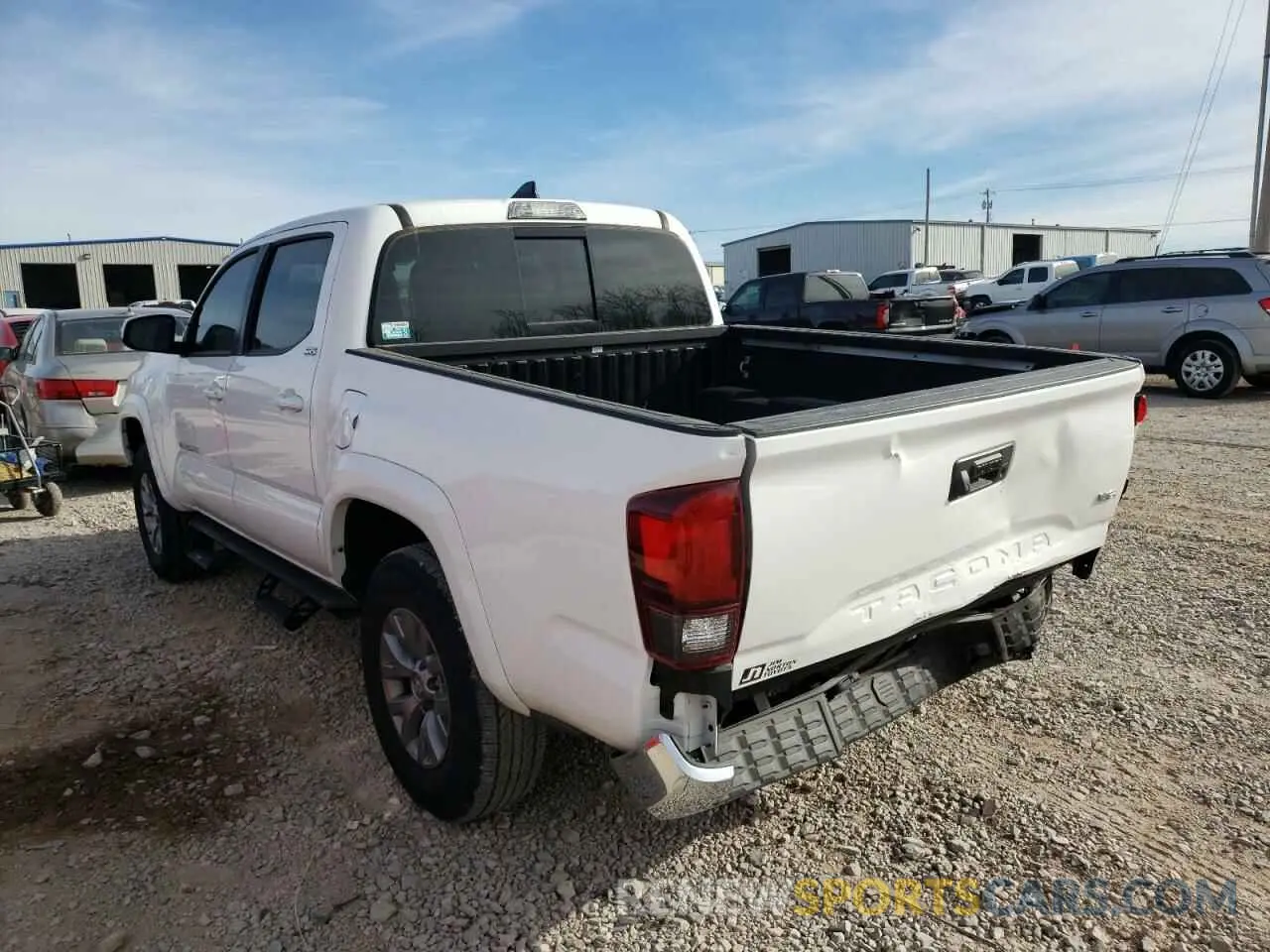 3 Photograph of a damaged car 5TFAZ5CN9KX074705 TOYOTA TACOMA 2019