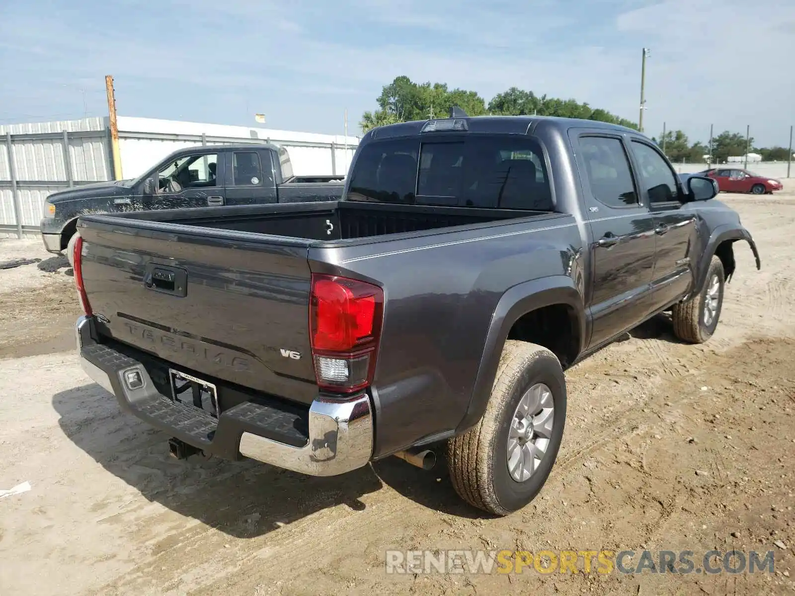 4 Photograph of a damaged car 5TFAZ5CN9KX087440 TOYOTA TACOMA 2019