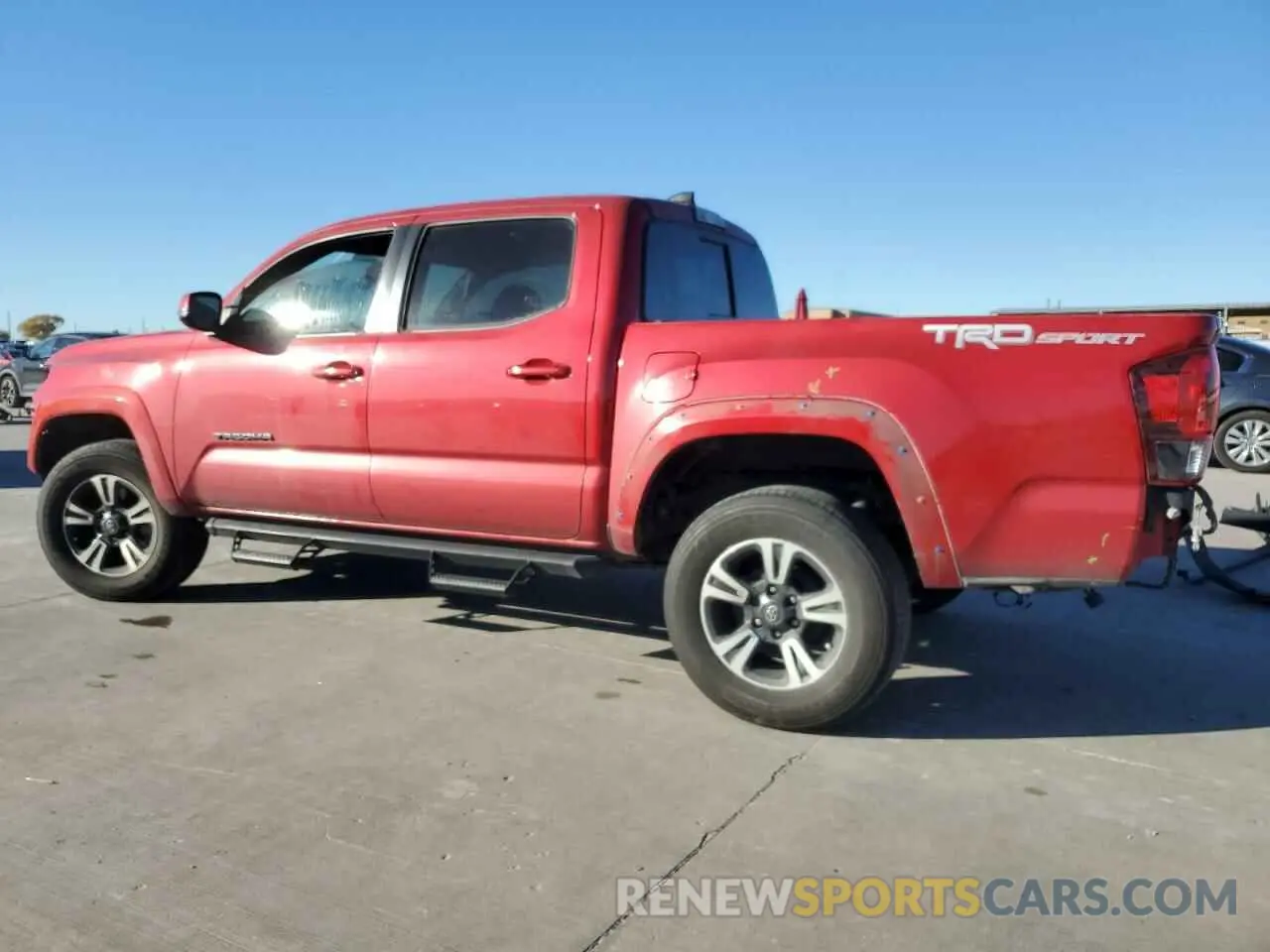 2 Photograph of a damaged car 5TFAZ5CNXKX078777 TOYOTA TACOMA 2019