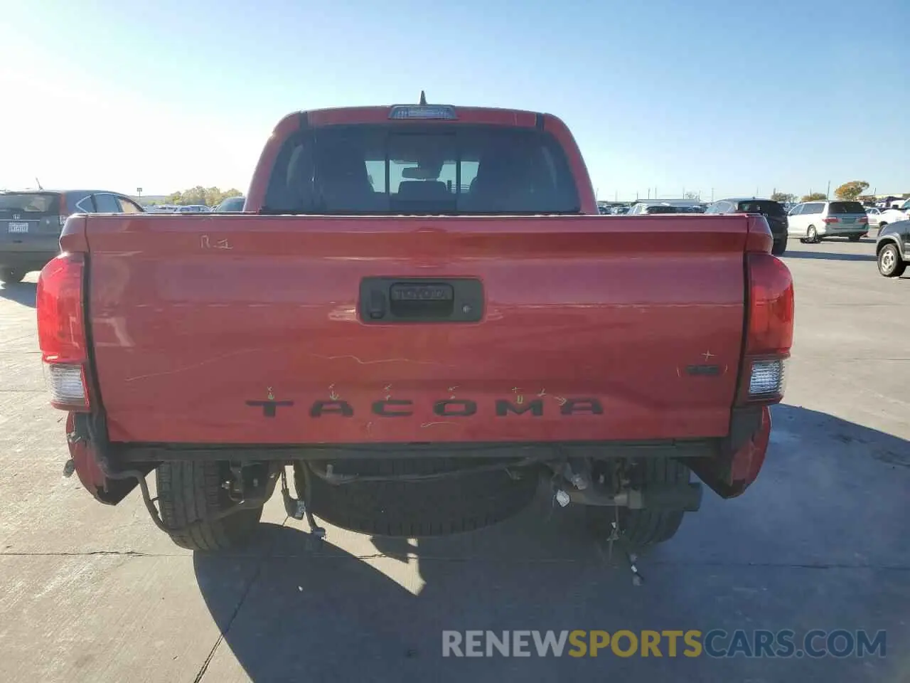 6 Photograph of a damaged car 5TFAZ5CNXKX078777 TOYOTA TACOMA 2019