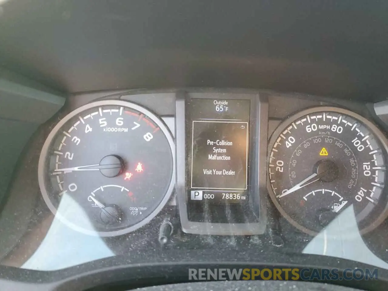 9 Photograph of a damaged car 5TFAZ5CNXKX078777 TOYOTA TACOMA 2019