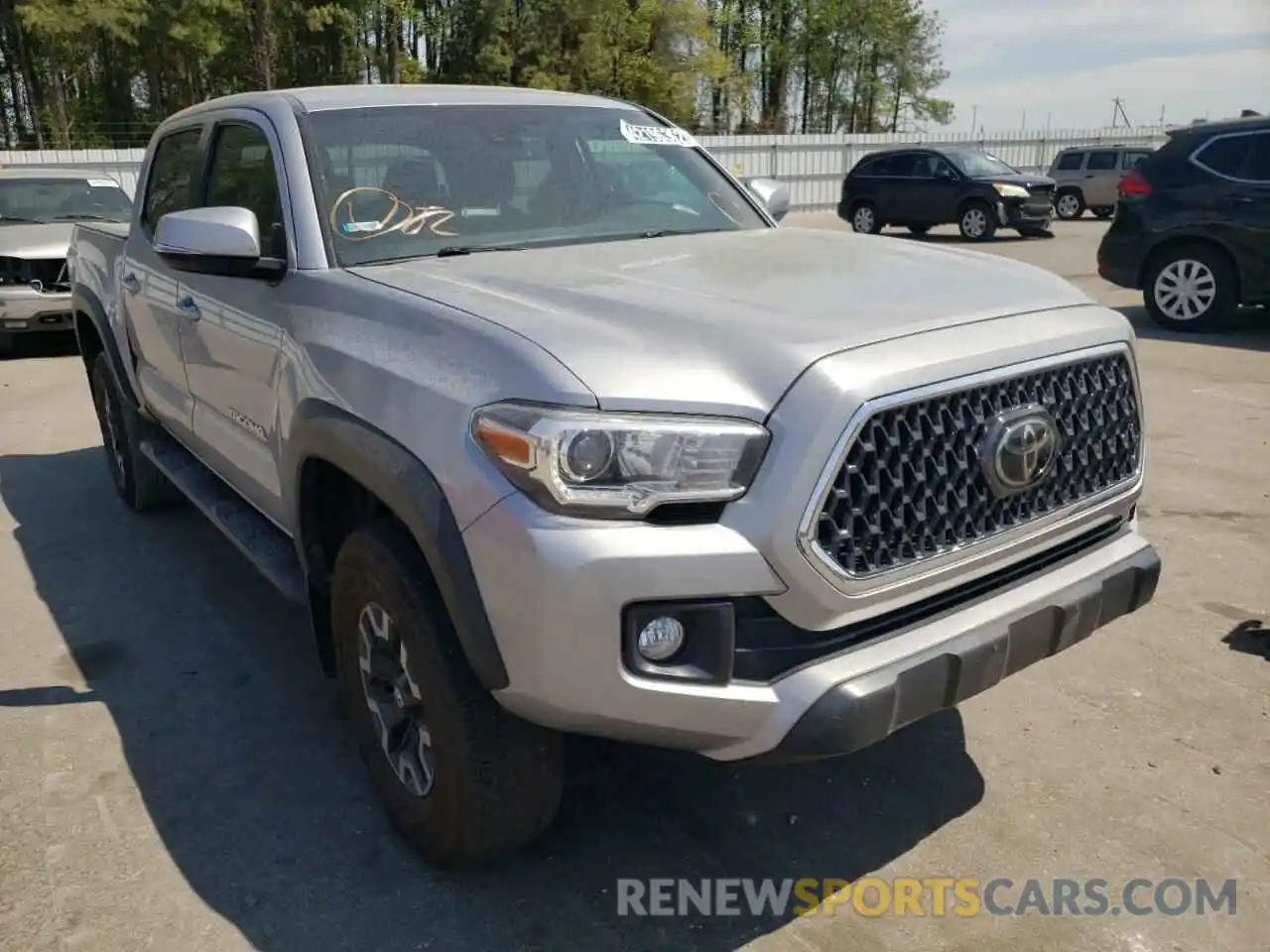 1 Photograph of a damaged car 5TFCZ5AN0KX175479 TOYOTA TACOMA 2019