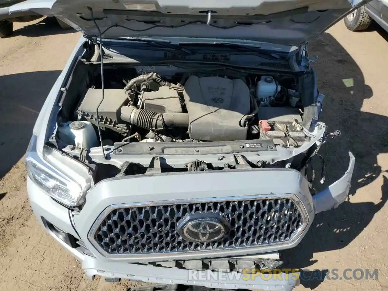 7 Photograph of a damaged car 5TFCZ5AN0KX188264 TOYOTA TACOMA 2019