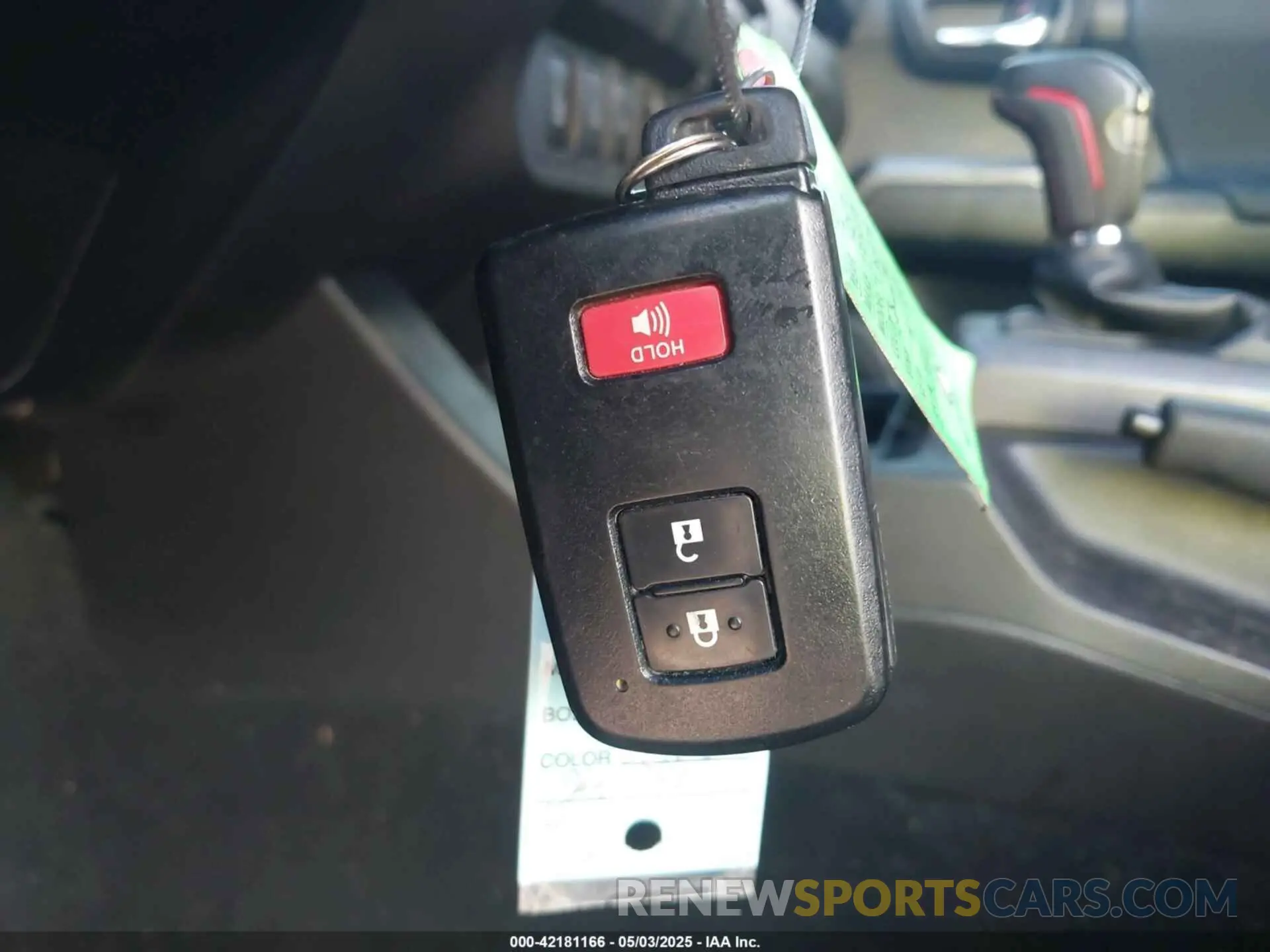 11 Photograph of a damaged car 5TFCZ5AN0KX201840 TOYOTA TACOMA 2019