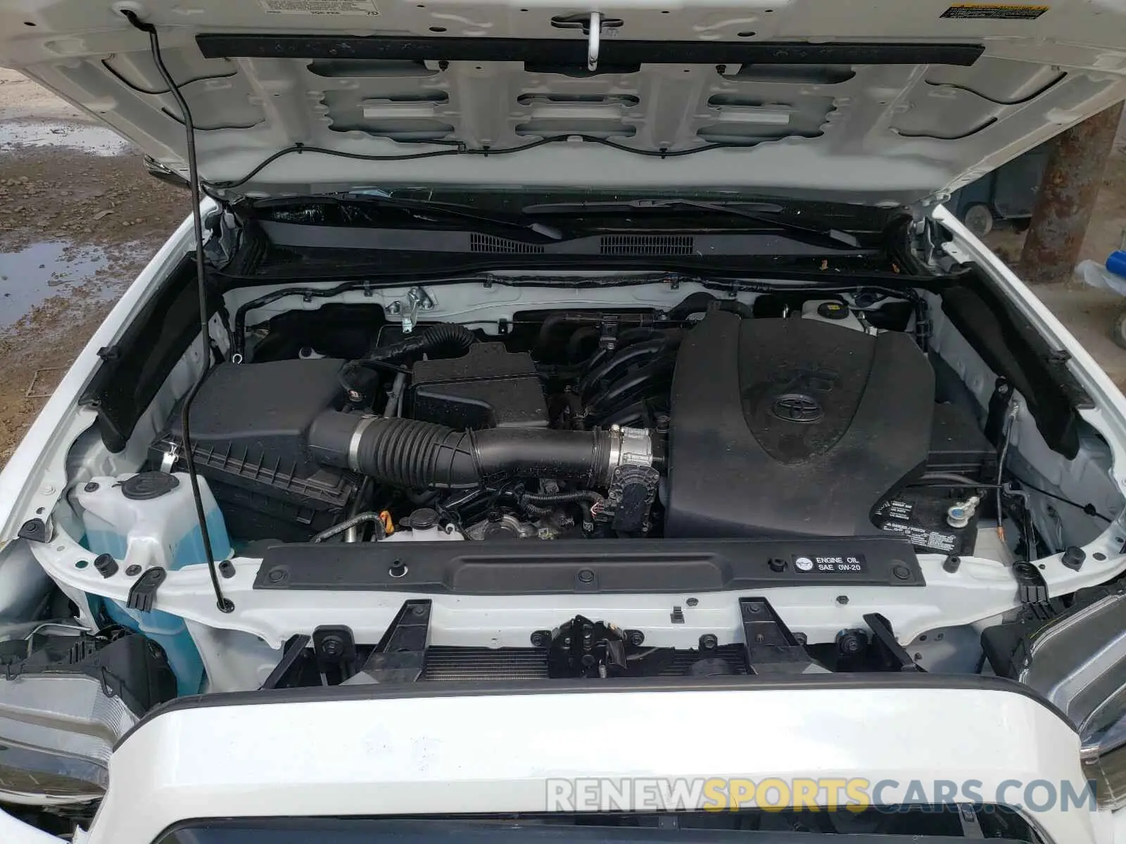 7 Photograph of a damaged car 5TFCZ5AN1KX189049 TOYOTA TACOMA 2019