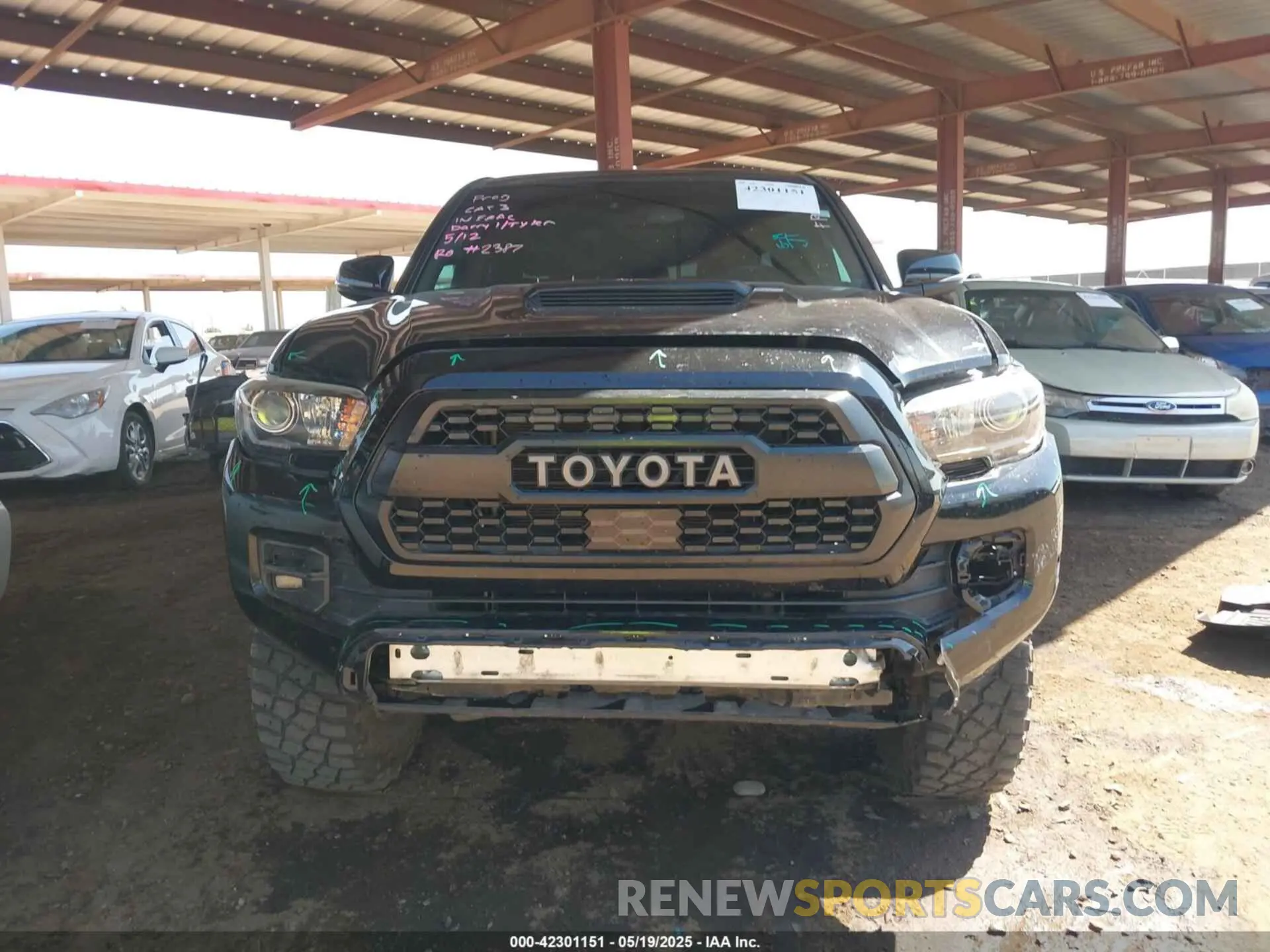 13 Photograph of a damaged car 5TFCZ5AN1KX190749 TOYOTA TACOMA 2019