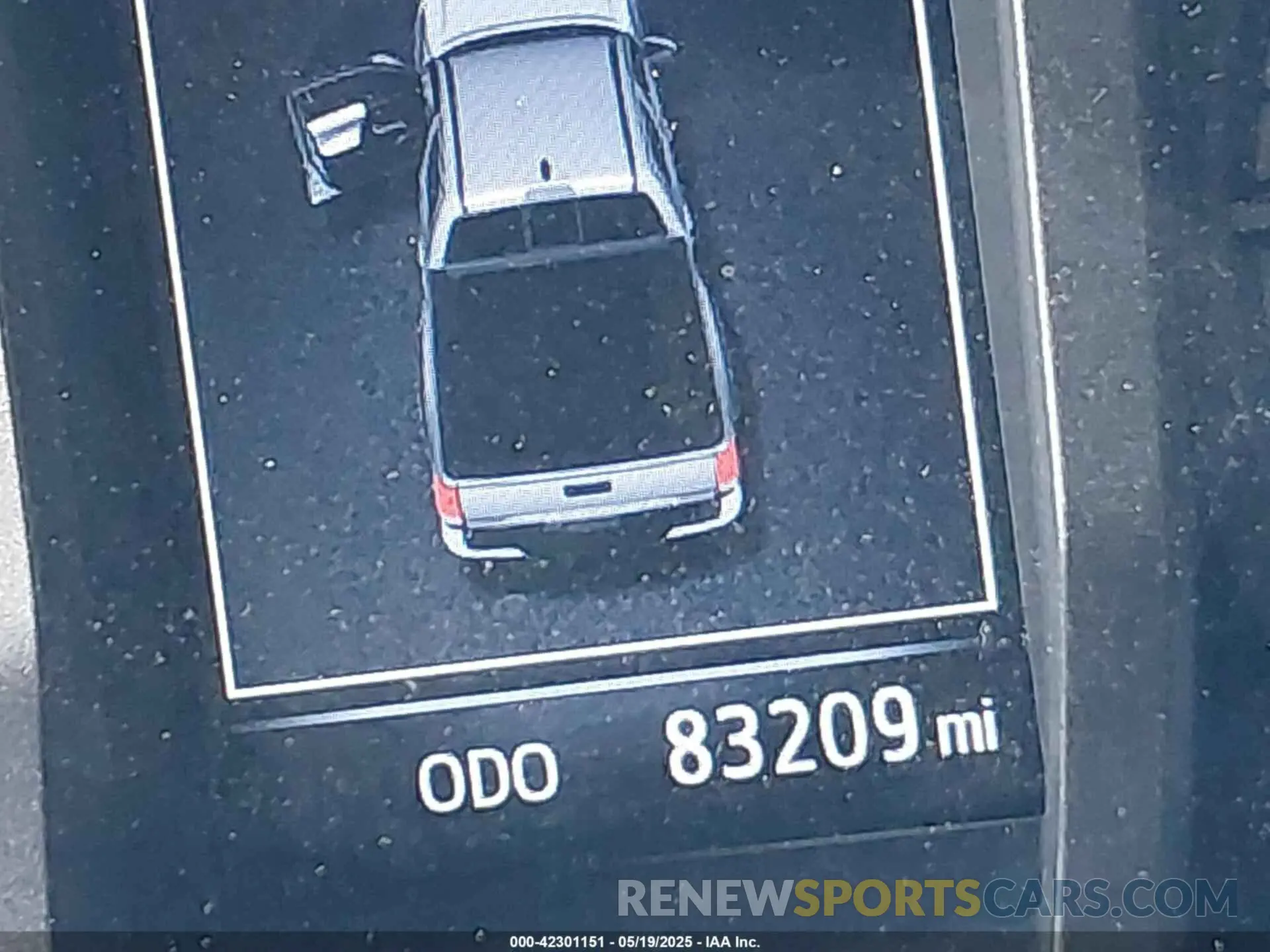 16 Photograph of a damaged car 5TFCZ5AN1KX190749 TOYOTA TACOMA 2019