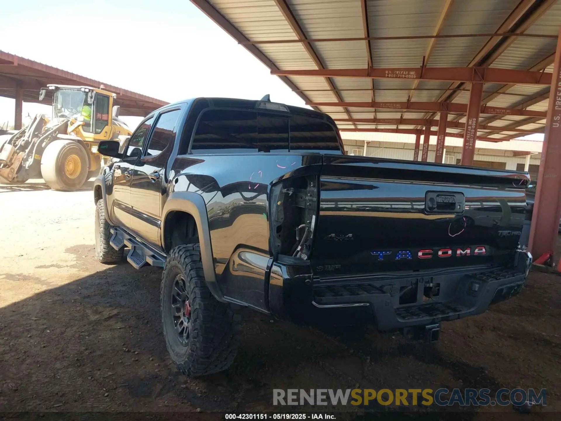 3 Photograph of a damaged car 5TFCZ5AN1KX190749 TOYOTA TACOMA 2019