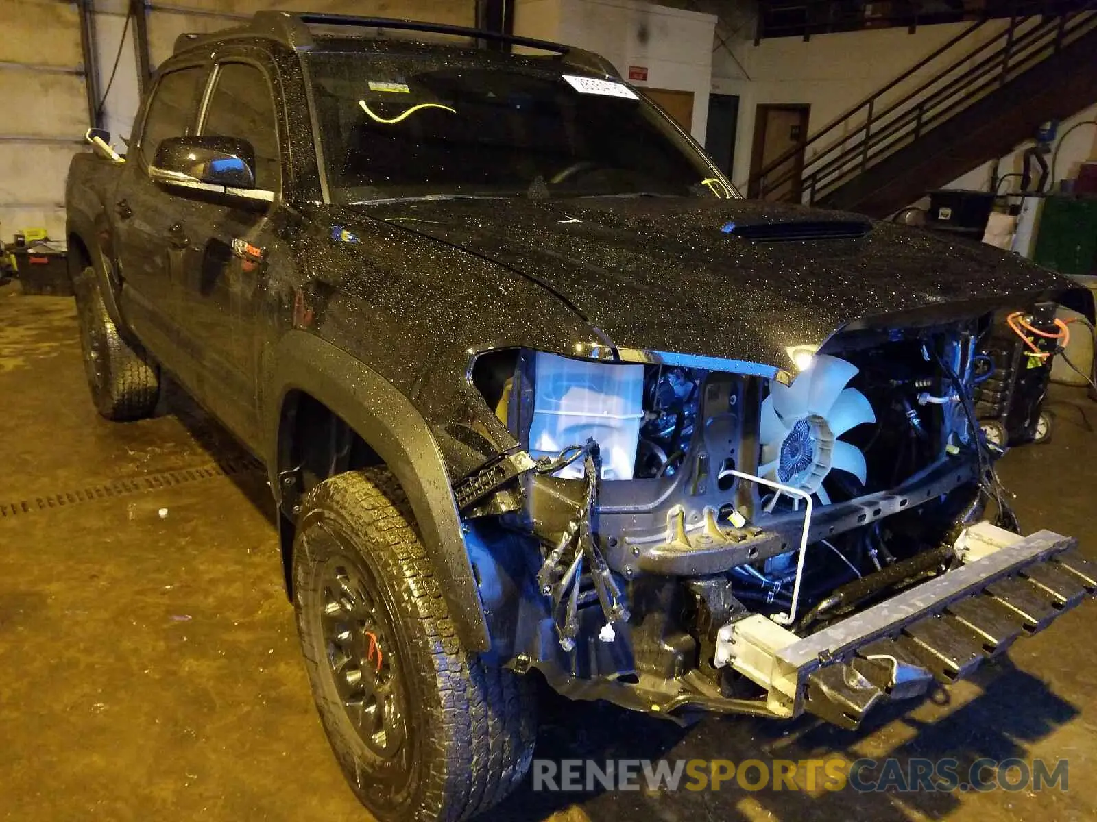 1 Photograph of a damaged car 5TFCZ5AN1KX194462 TOYOTA TACOMA 2019