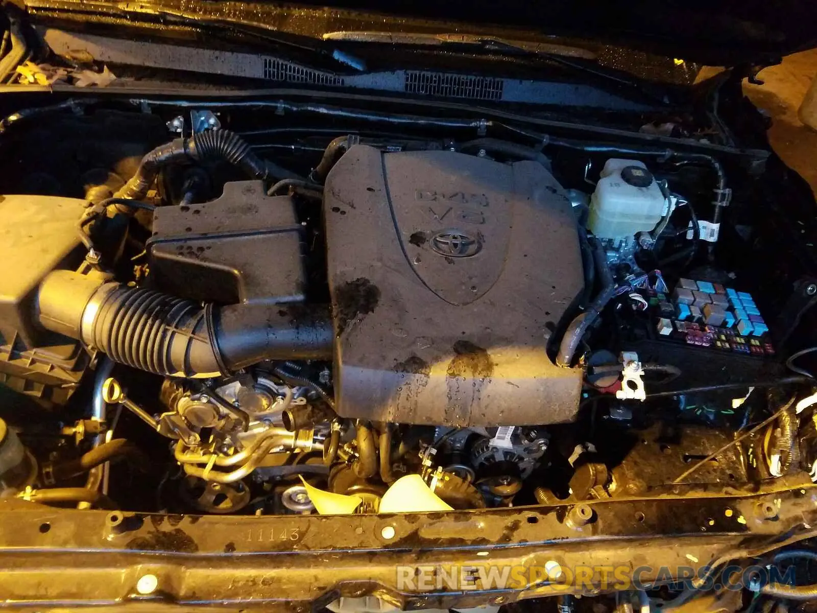 7 Photograph of a damaged car 5TFCZ5AN1KX194462 TOYOTA TACOMA 2019