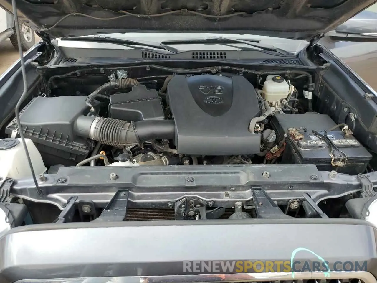 11 Photograph of a damaged car 5TFCZ5AN1KX206478 TOYOTA TACOMA 2019