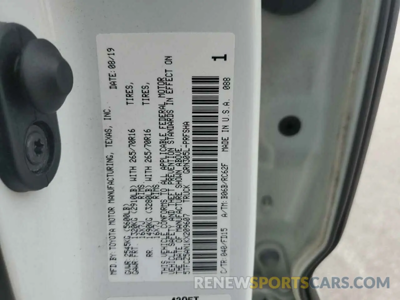 12 Photograph of a damaged car 5TFCZ5AN1KX209607 TOYOTA TACOMA 2019