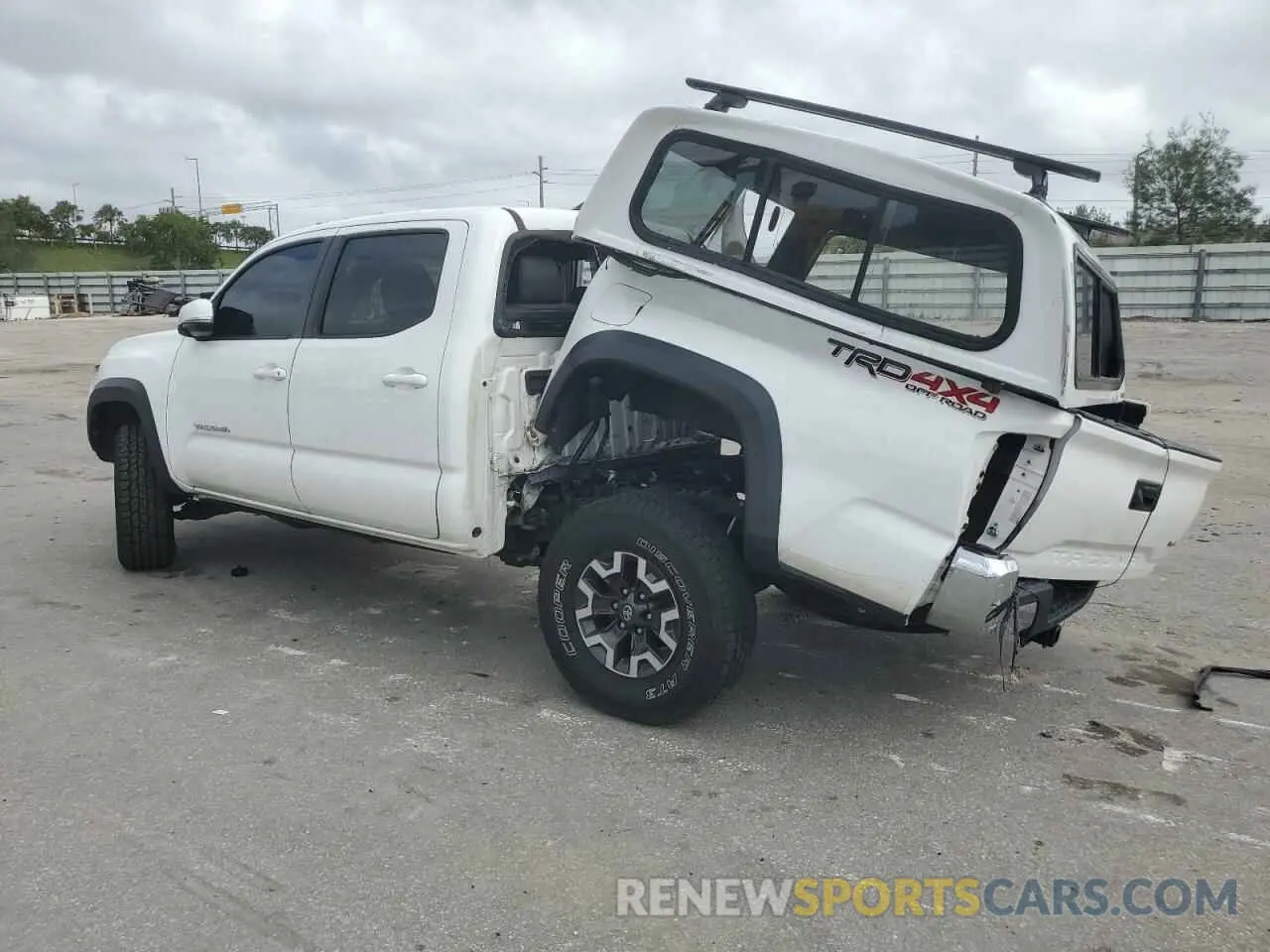 2 Photograph of a damaged car 5TFCZ5AN1KX209607 TOYOTA TACOMA 2019