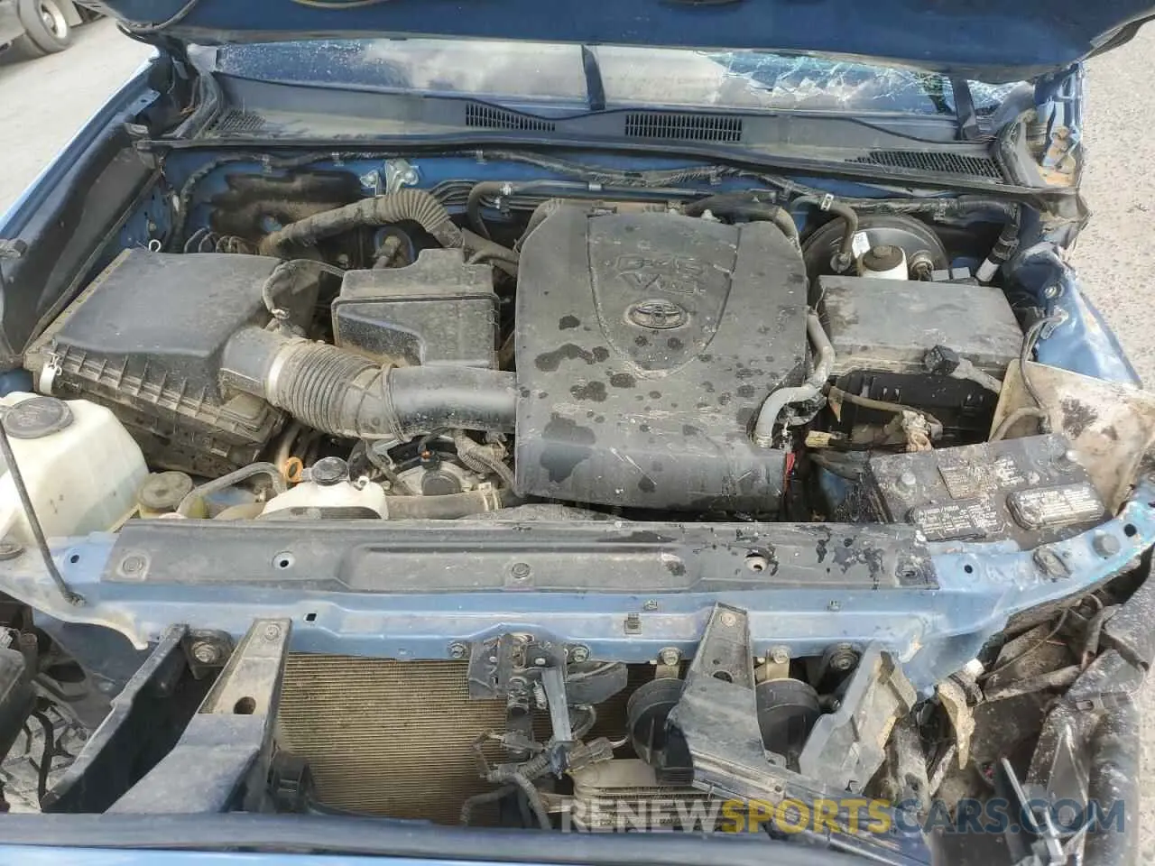 11 Photograph of a damaged car 5TFCZ5AN1KX210451 TOYOTA TACOMA 2019