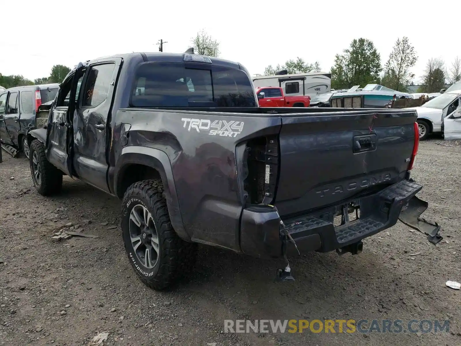 3 Photograph of a damaged car 5TFCZ5AN2KX173104 TOYOTA TACOMA 2019