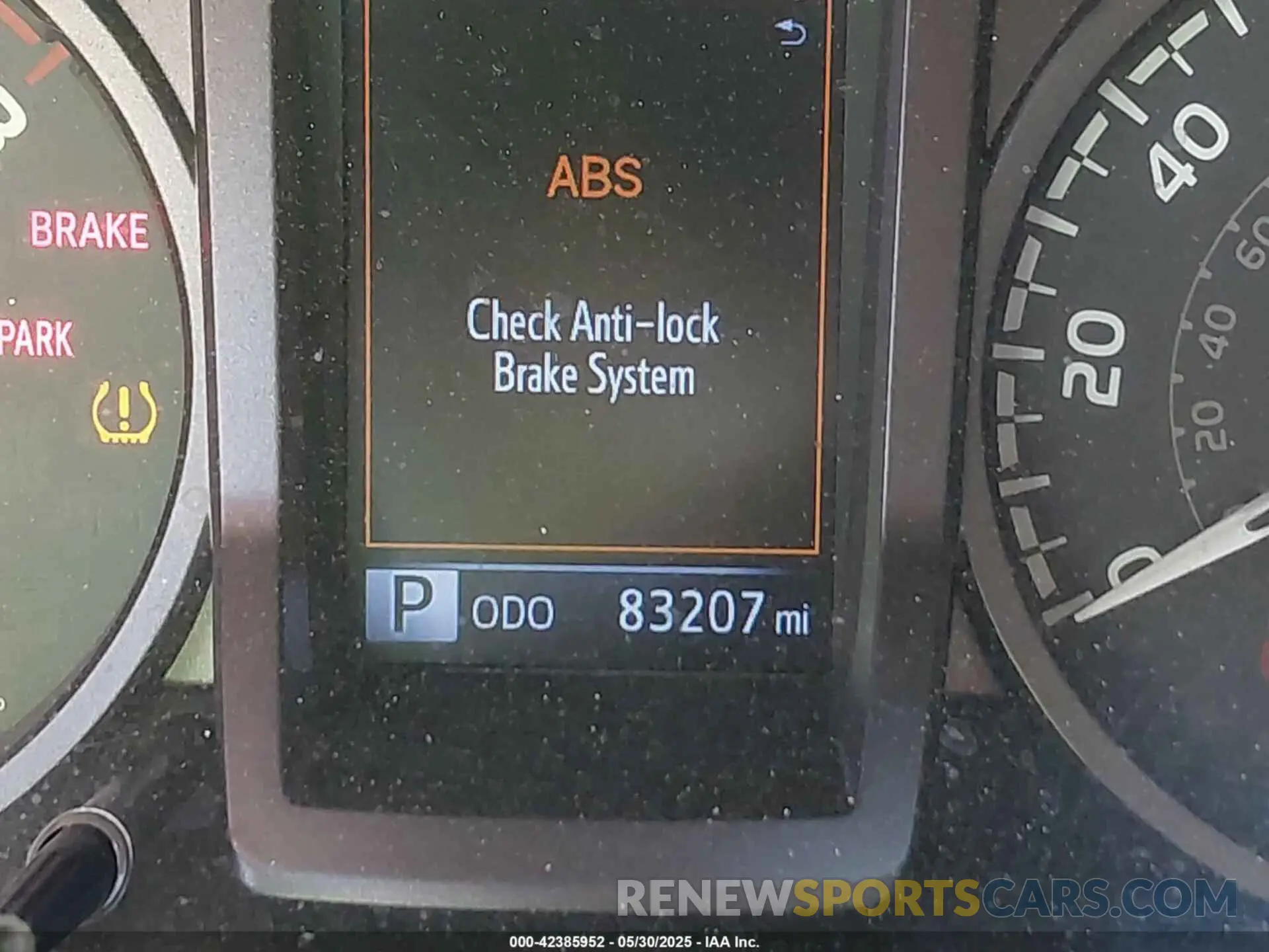 16 Photograph of a damaged car 5TFCZ5AN2KX185186 TOYOTA TACOMA 2019