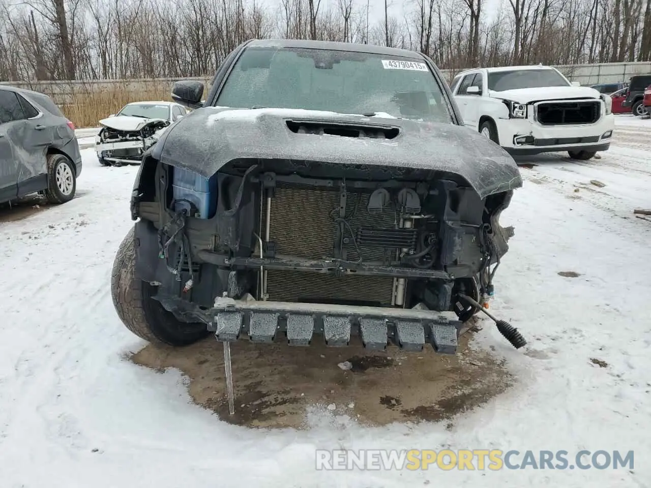 5 Photograph of a damaged car 5TFCZ5AN2KX188475 TOYOTA TACOMA 2019