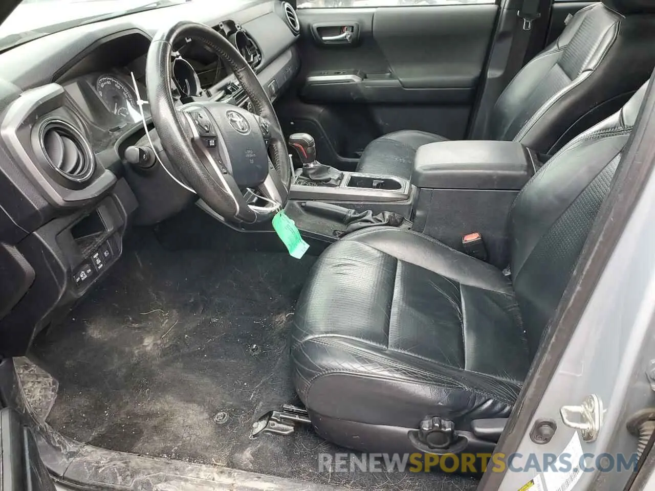 7 Photograph of a damaged car 5TFCZ5AN3KX174701 TOYOTA TACOMA 2019