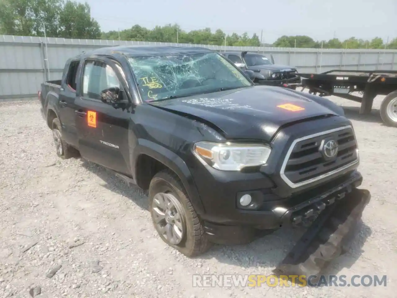 1 Photograph of a damaged car 5TFCZ5AN3KX180191 TOYOTA TACOMA 2019