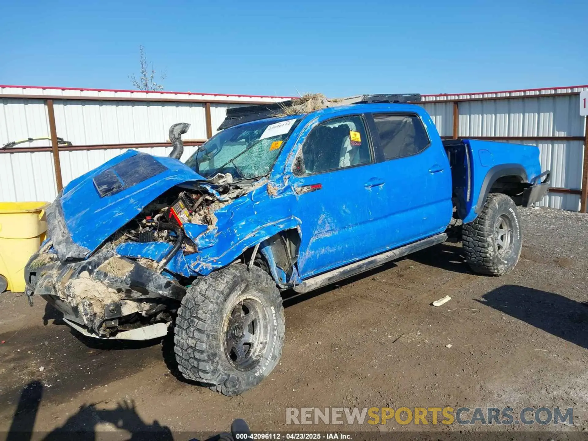 2 Photograph of a damaged car 5TFCZ5AN3KX198318 TOYOTA TACOMA 2019