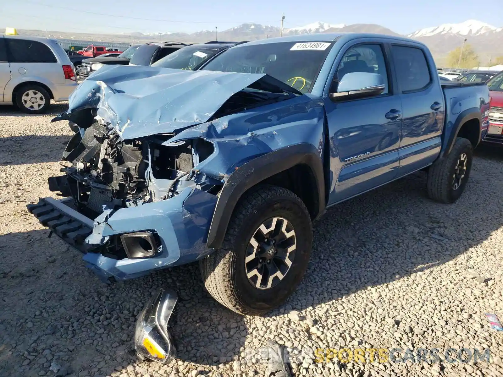 2 Photograph of a damaged car 5TFCZ5AN3KX212279 TOYOTA TACOMA 2019