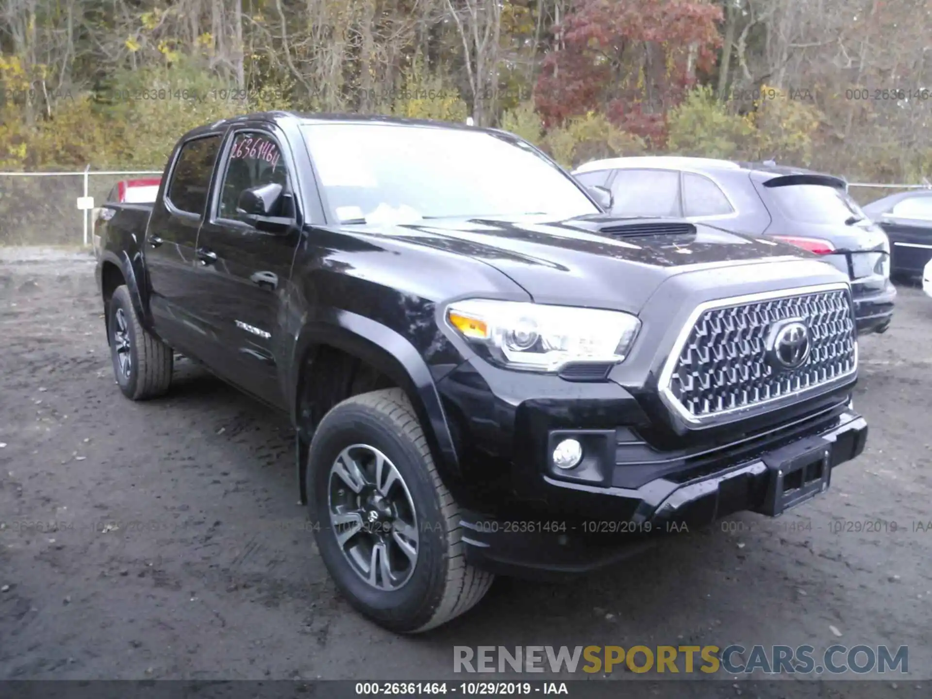 1 Photograph of a damaged car 5TFCZ5AN4KX174609 TOYOTA TACOMA 2019