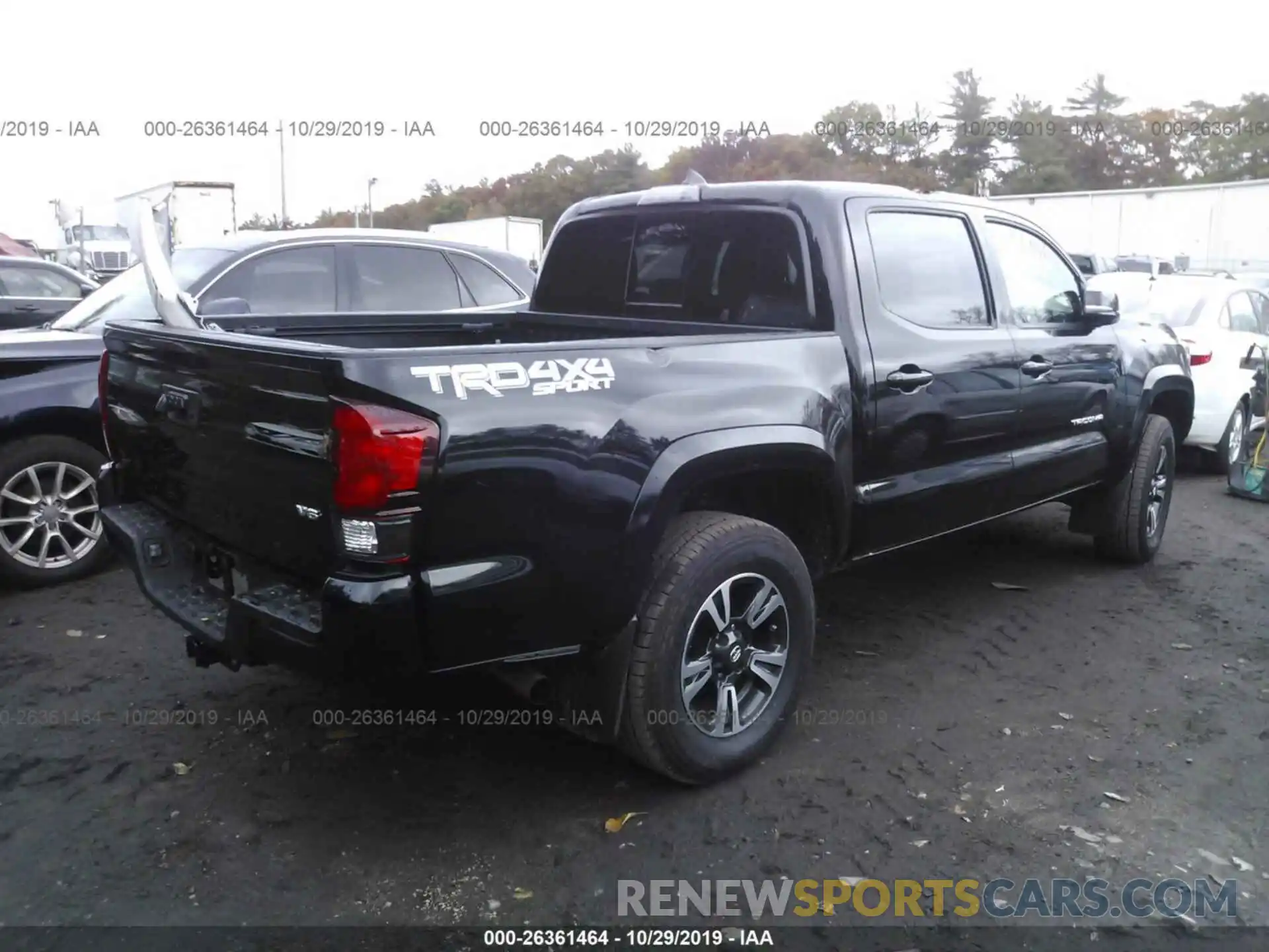 4 Photograph of a damaged car 5TFCZ5AN4KX174609 TOYOTA TACOMA 2019