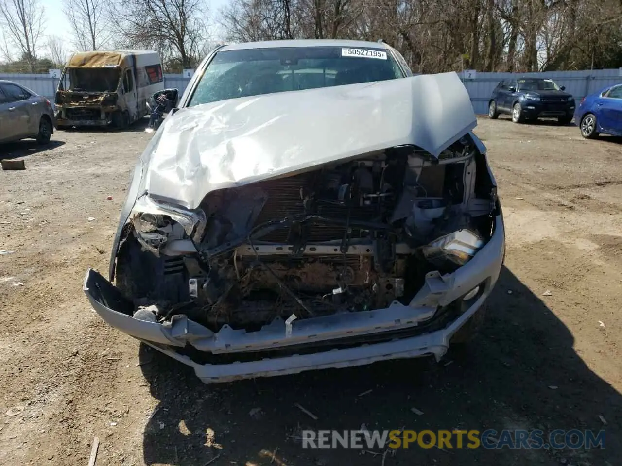 5 Photograph of a damaged car 5TFCZ5AN4KX184914 TOYOTA TACOMA 2019