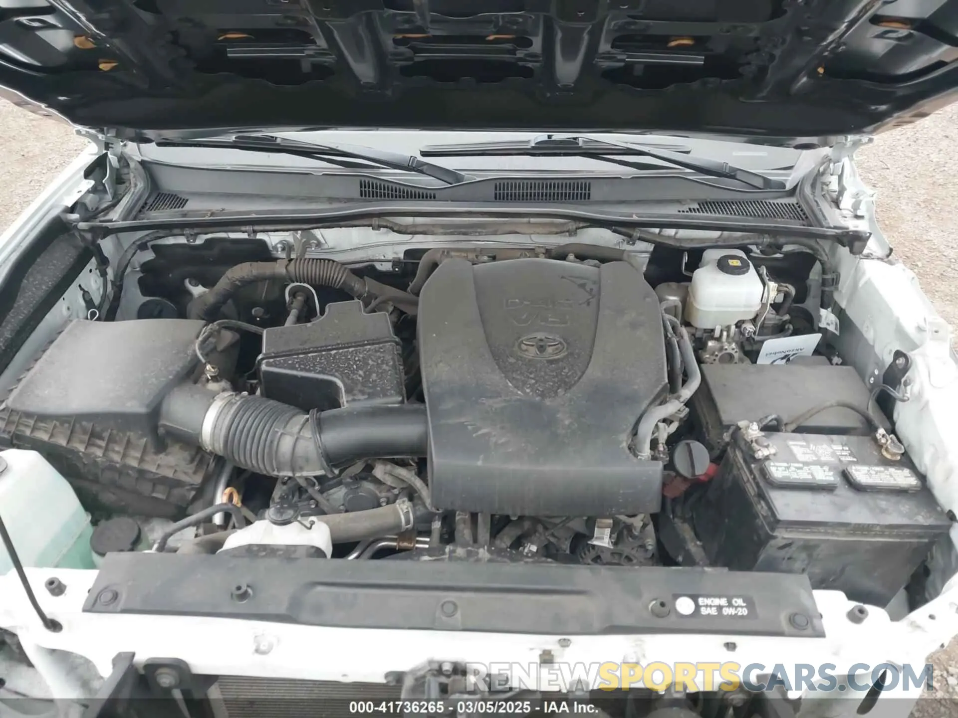 10 Photograph of a damaged car 5TFCZ5AN5KX178720 TOYOTA TACOMA 2019