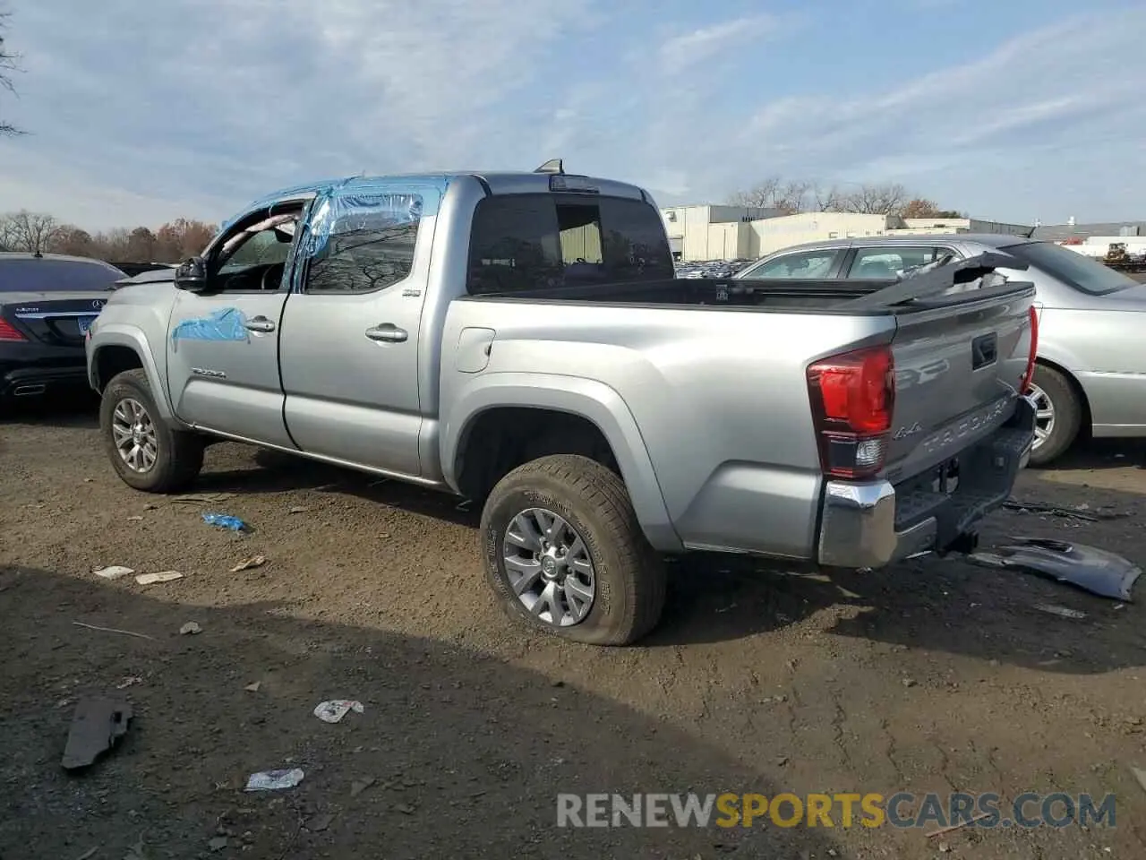 2 Photograph of a damaged car 5TFCZ5AN5KX185568 TOYOTA TACOMA 2019