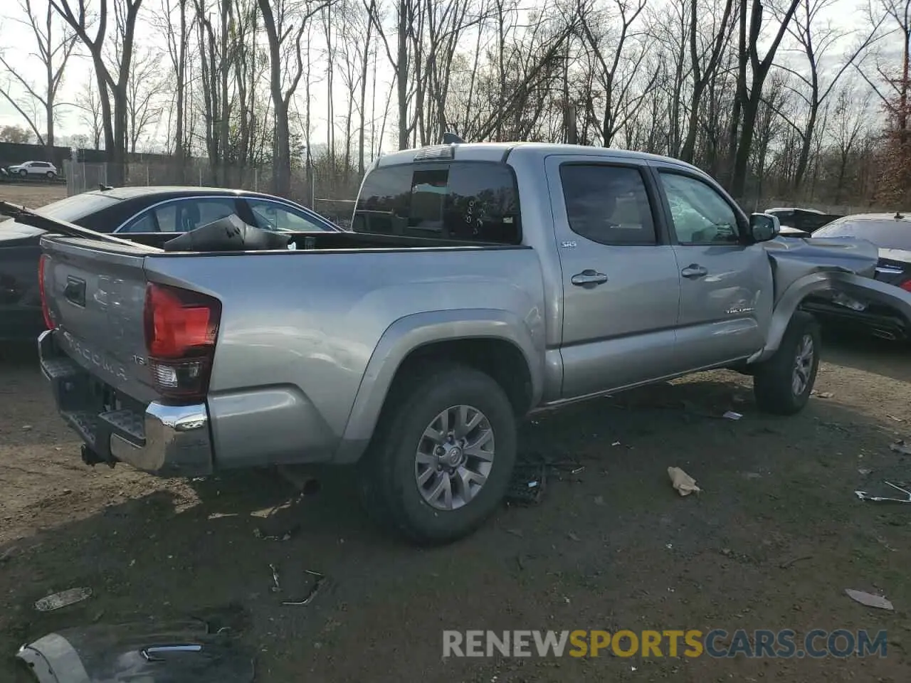 3 Photograph of a damaged car 5TFCZ5AN5KX185568 TOYOTA TACOMA 2019