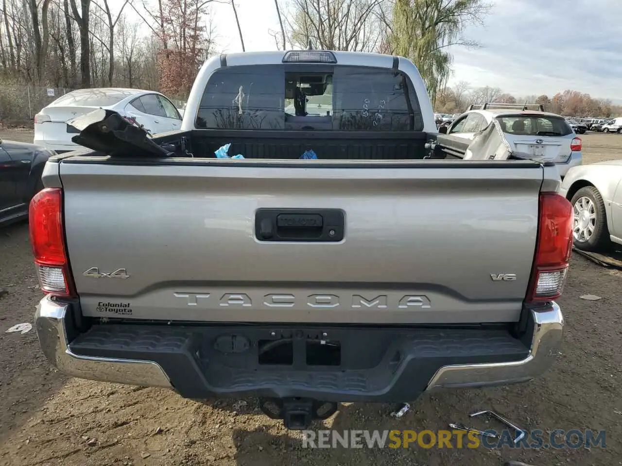 6 Photograph of a damaged car 5TFCZ5AN5KX185568 TOYOTA TACOMA 2019