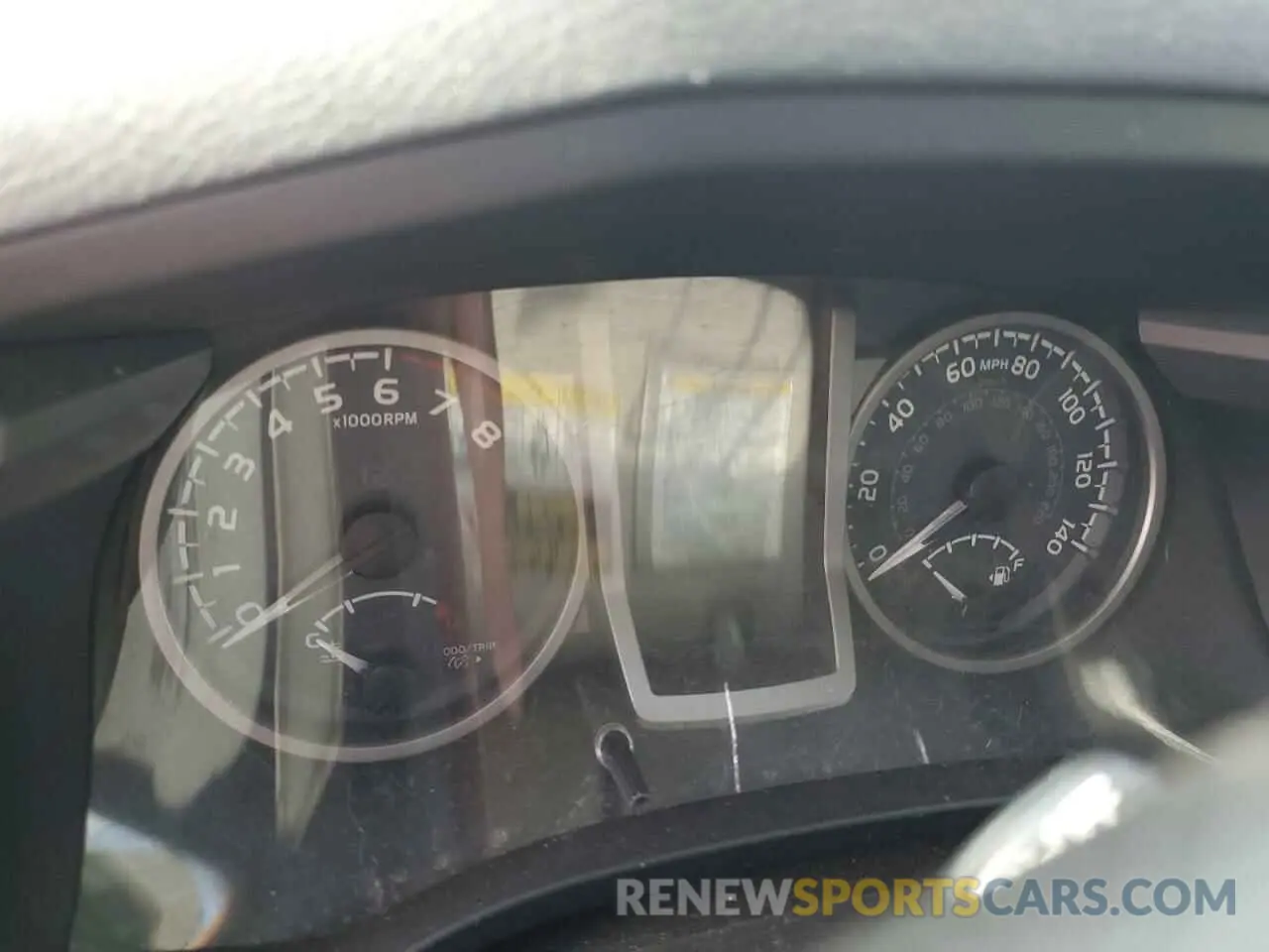 9 Photograph of a damaged car 5TFCZ5AN5KX185568 TOYOTA TACOMA 2019