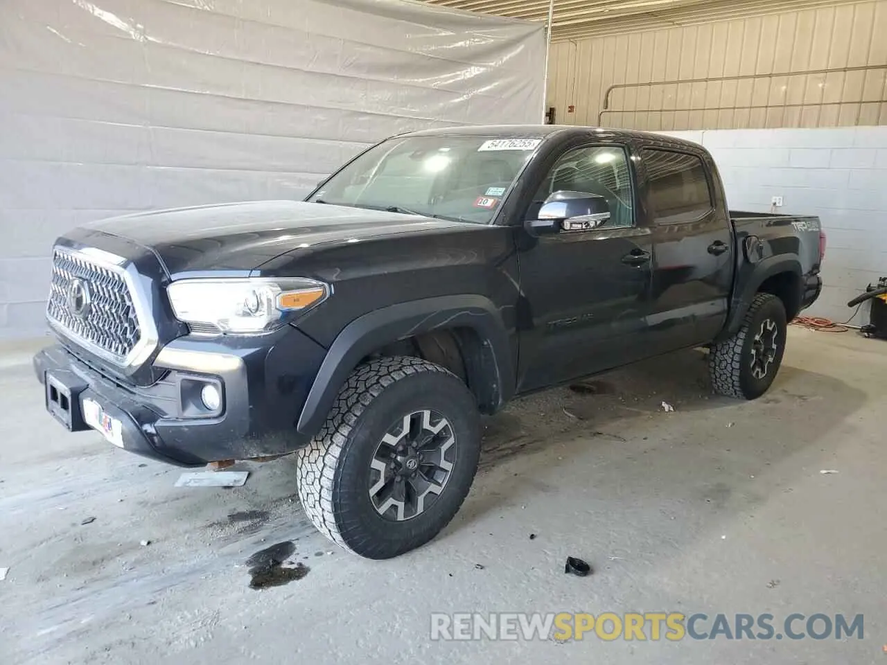 1 Photograph of a damaged car 5TFCZ5AN5KX185683 TOYOTA TACOMA 2019