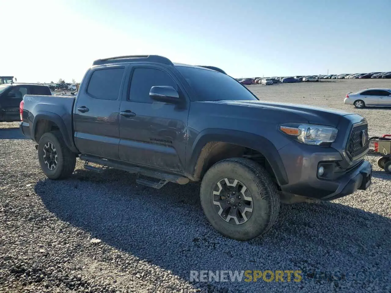 4 Photograph of a damaged car 5TFCZ5AN5KX191046 TOYOTA TACOMA 2019