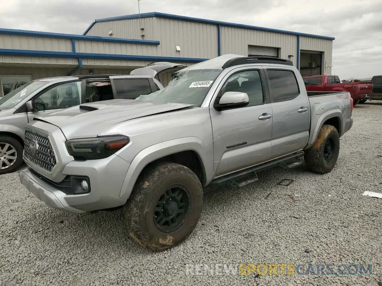 1 Photograph of a damaged car 5TFCZ5AN6KX194571 TOYOTA TACOMA 2019