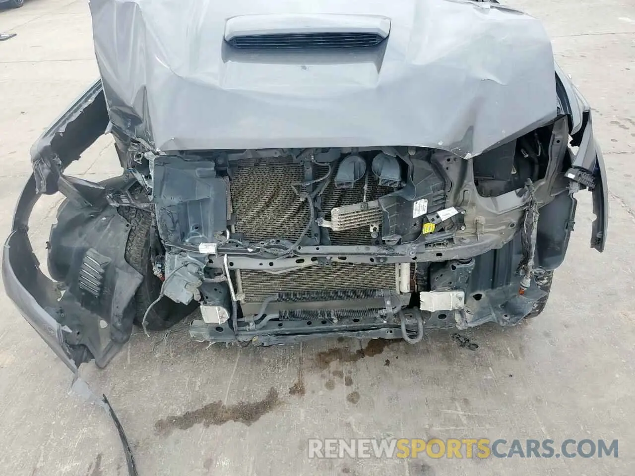 11 Photograph of a damaged car 5TFCZ5AN6KX207027 TOYOTA TACOMA 2019