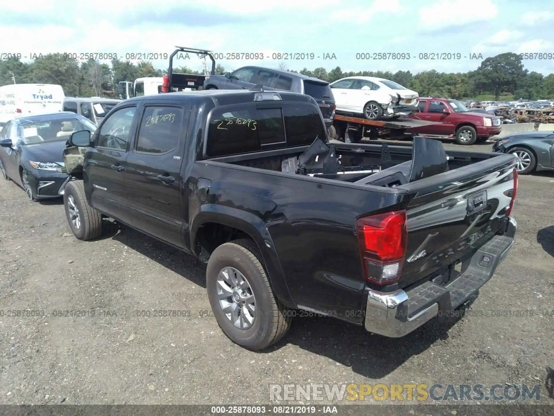 3 Photograph of a damaged car 5TFCZ5AN7KX190478 TOYOTA TACOMA 2019