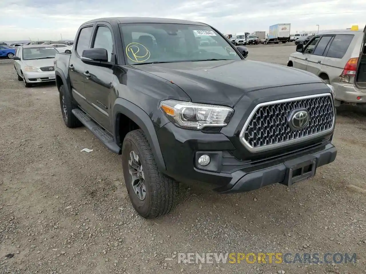 1 Photograph of a damaged car 5TFCZ5AN7KX205528 TOYOTA TACOMA 2019