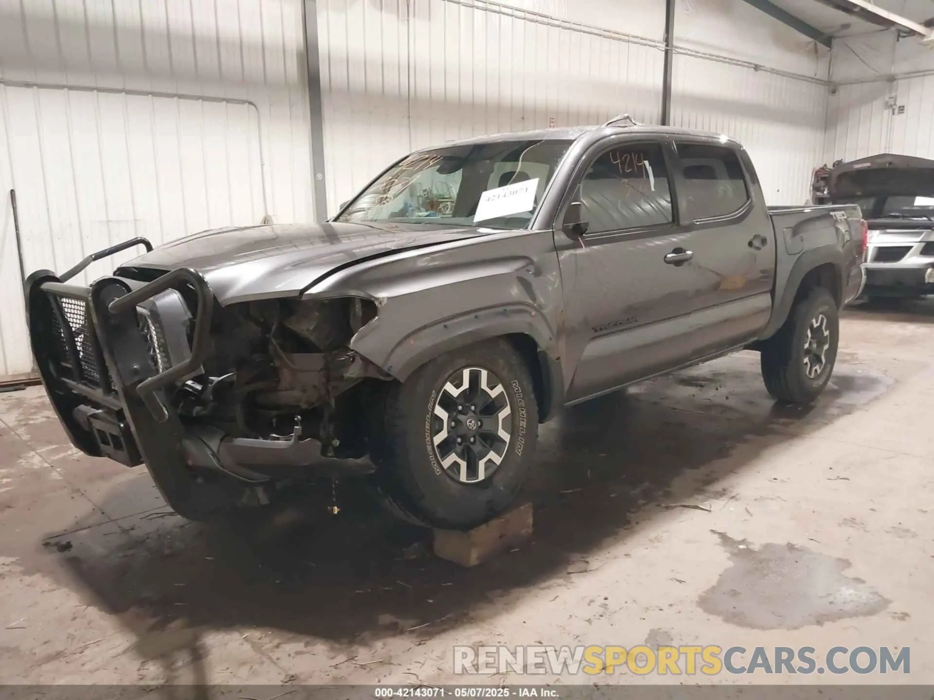 2 Photograph of a damaged car 5TFCZ5AN7KX208672 TOYOTA TACOMA 2019